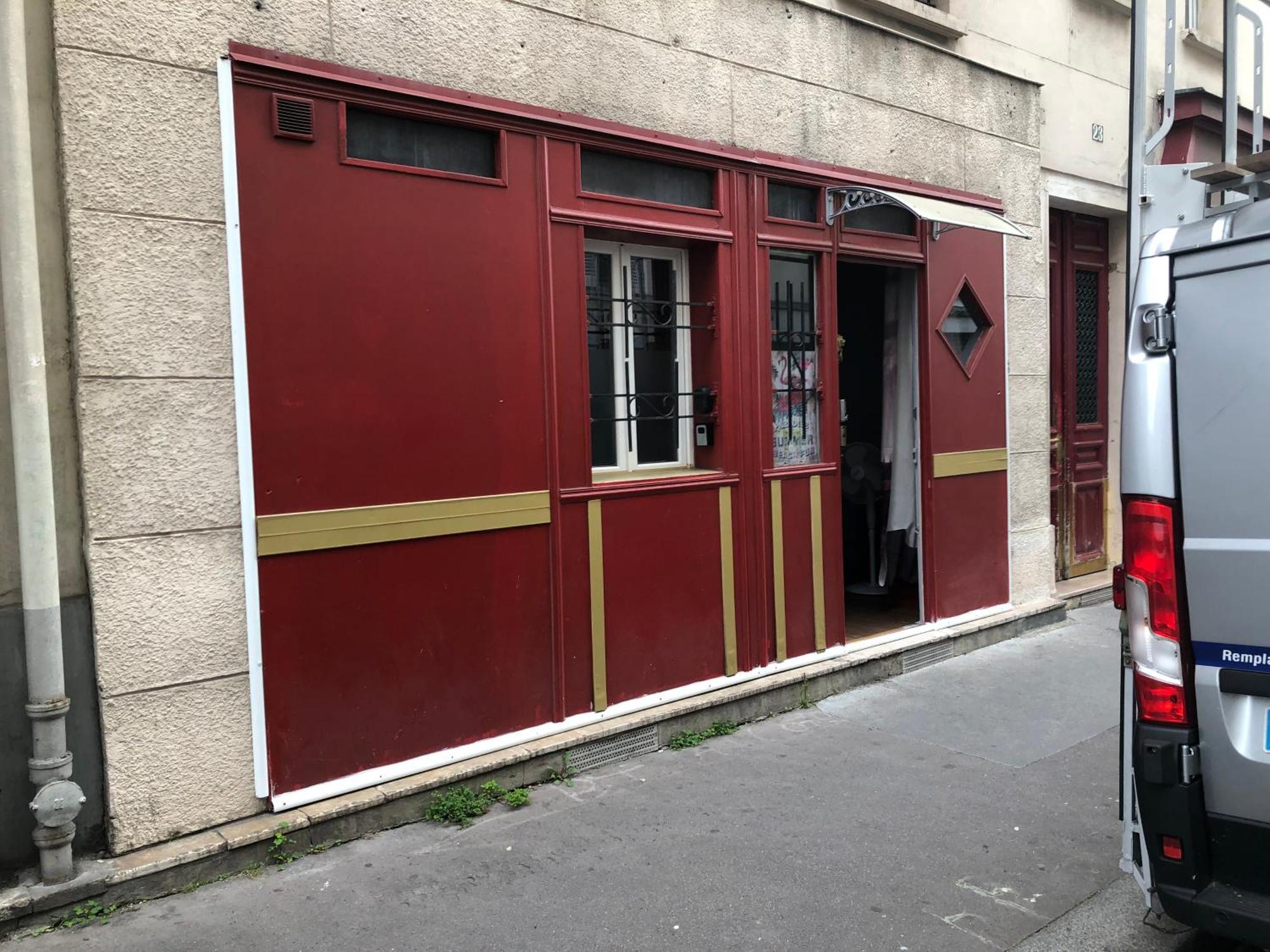 Red Guesthouse,3 Pieces De 40M2,Sejour,Salle A Manger Et Chambre,2 Lits Double Pour 1,2,3 Personnes,Niveau Rez De Chaussee,Entree Cote Rue Berzelius Paris 17,Calme,Vue Sur Patio Prive Ombrage-Ligne13 Stations Metro Porte De Clichy Et Brochant-Bus 54, Exterior foto